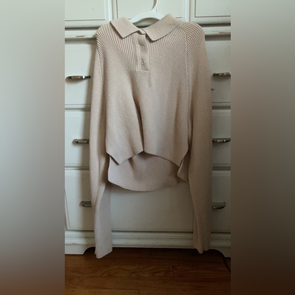 Cream/tan PacSun top with buttons and collar